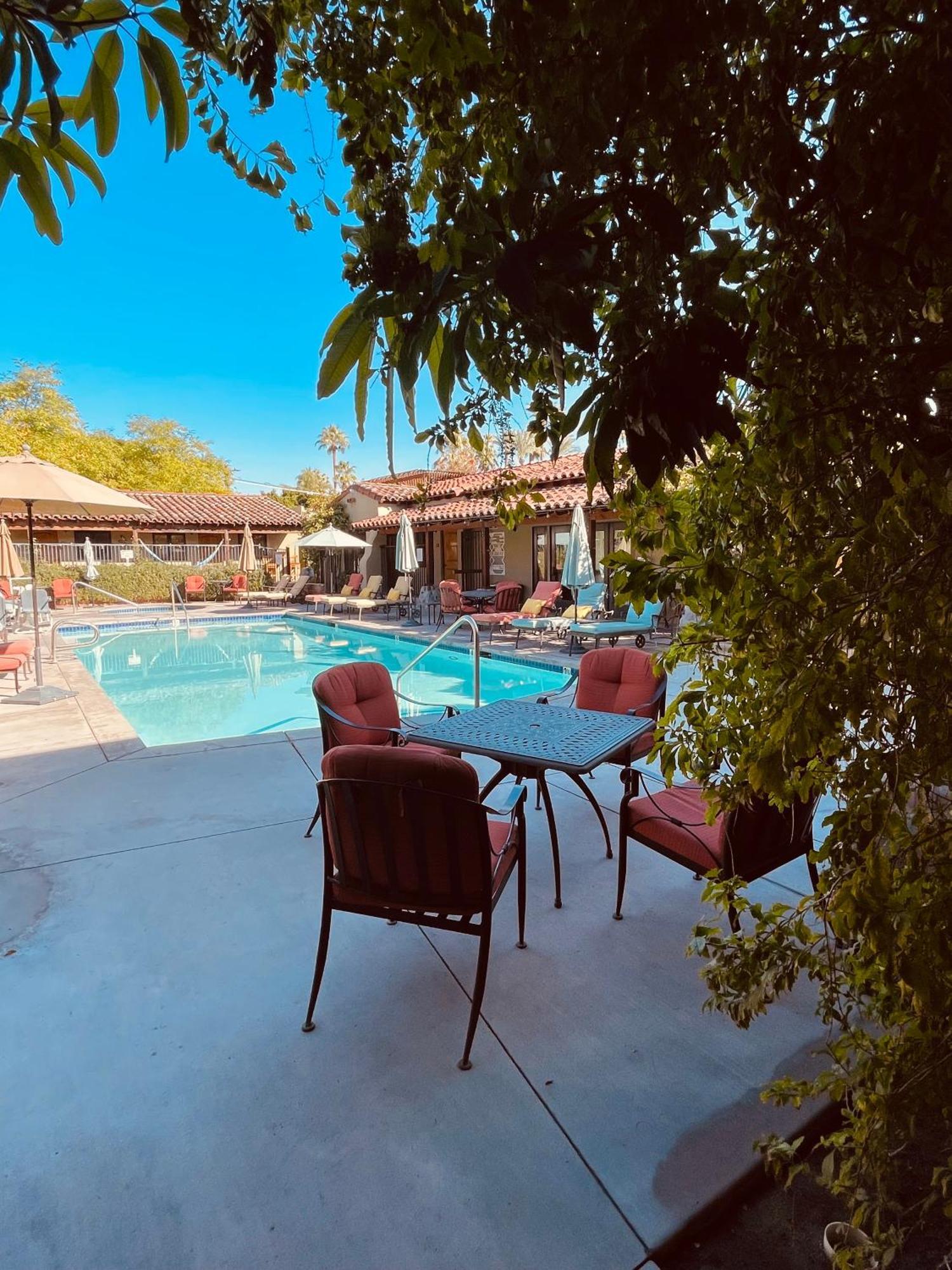 פאלם ספרינגס Los Arboles Hotel מראה חיצוני תמונה
