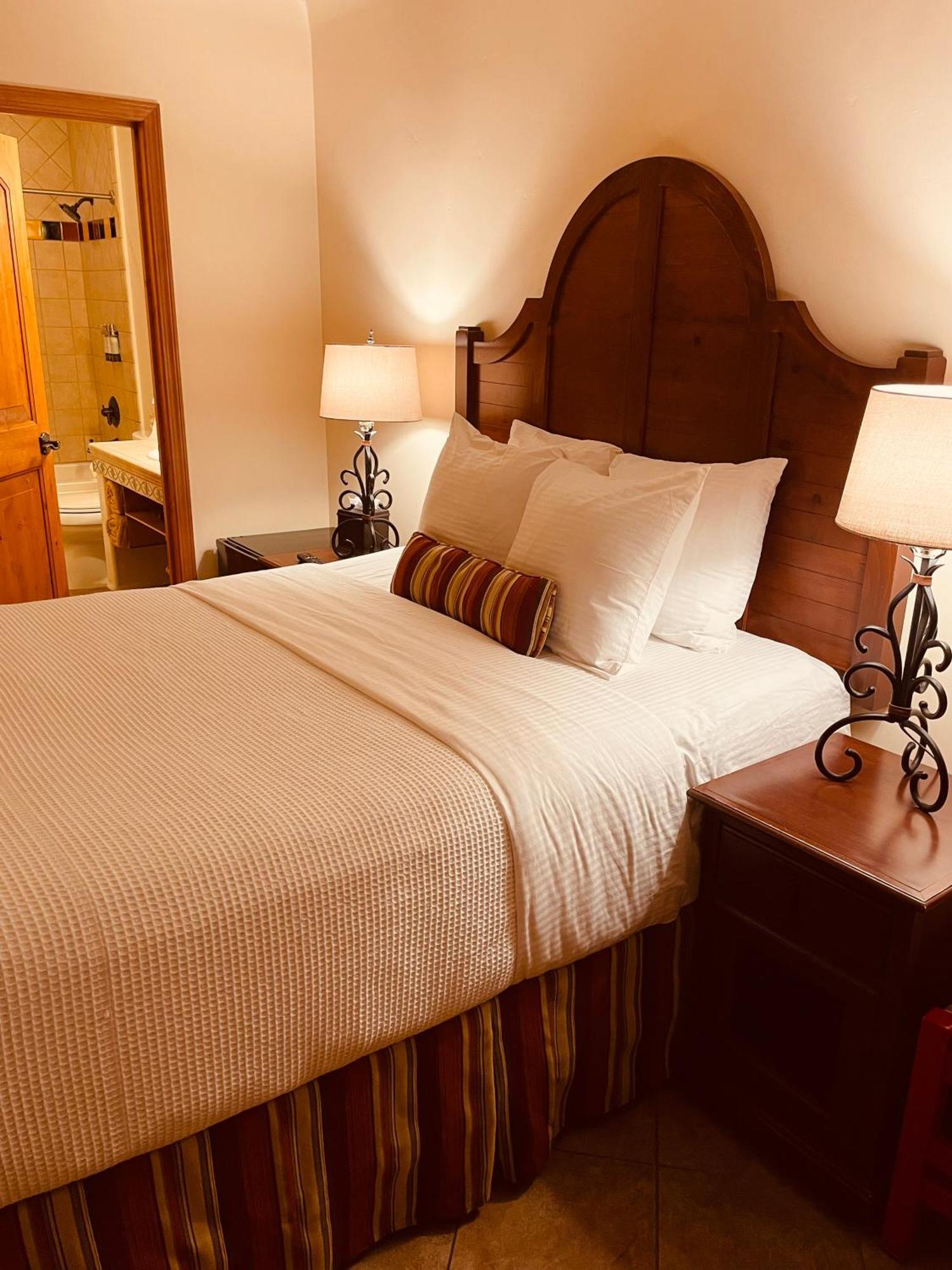 פאלם ספרינגס Los Arboles Hotel מראה חיצוני תמונה