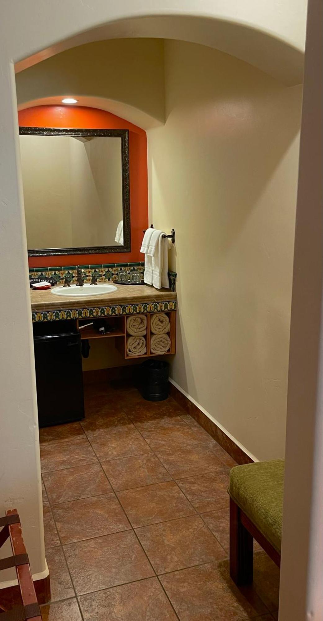 פאלם ספרינגס Los Arboles Hotel מראה חיצוני תמונה