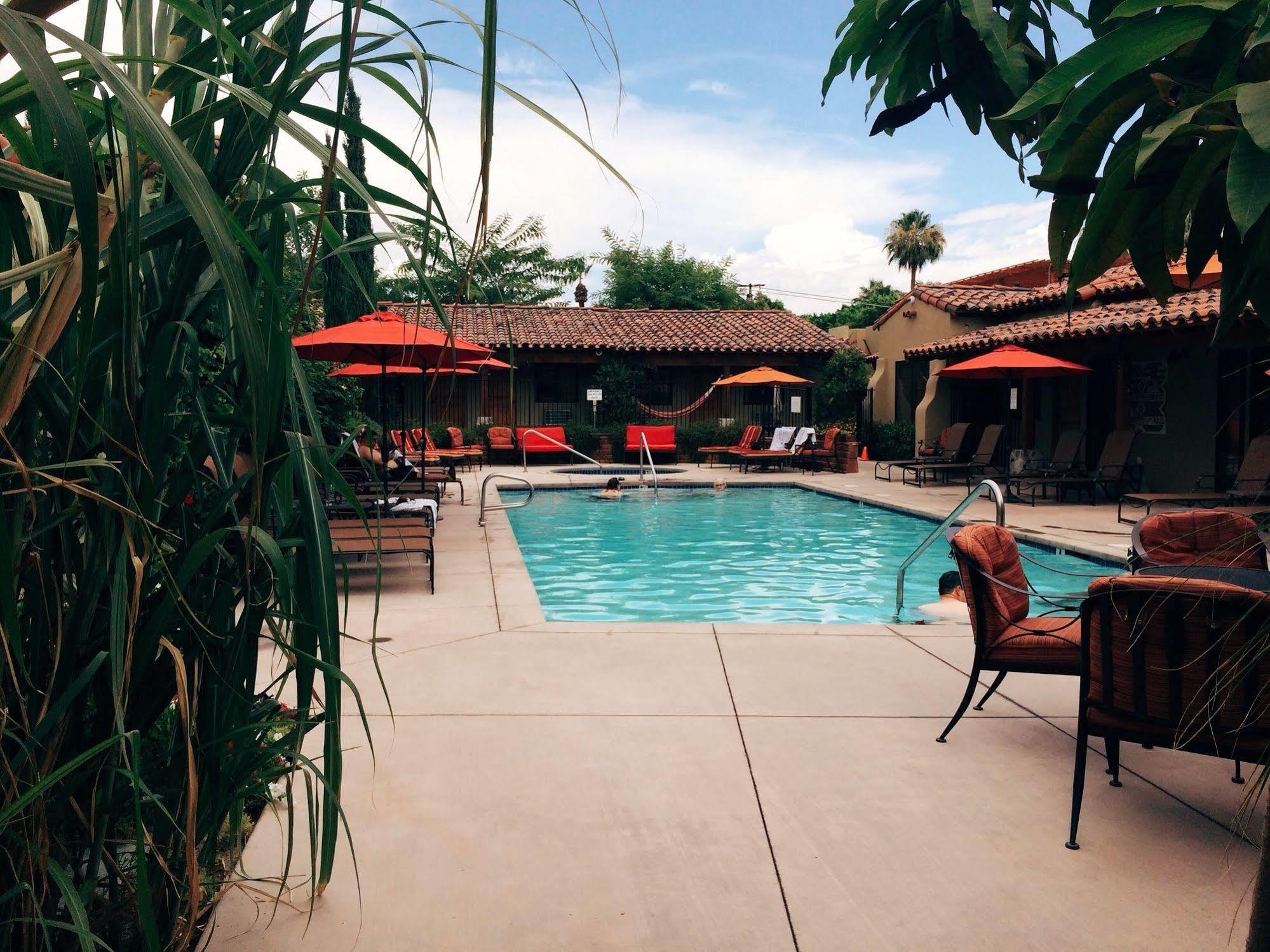 פאלם ספרינגס Los Arboles Hotel מראה חיצוני תמונה